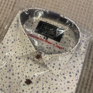 NWT Section 119 Men’s Button Down Shirt